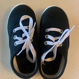 Black canvas shoes